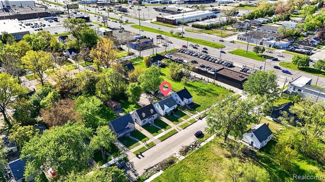 20553 Hamburg Street, Detroit, MI 48205