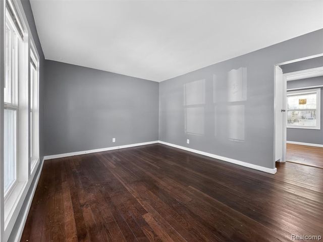 20553 Hamburg Street, Detroit, MI 48205