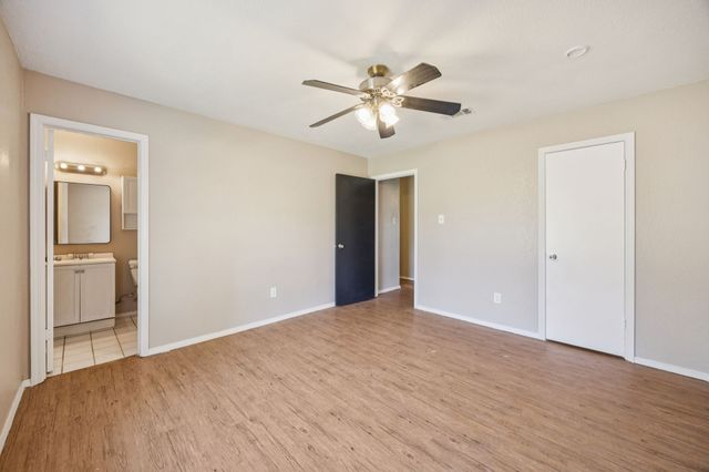 520 Palo Duro Drive, Joshua, TX 76058