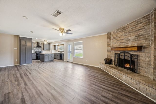 520 Palo Duro Drive, Joshua, TX 76058