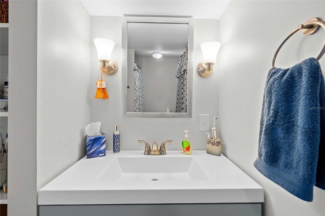 37240 BEVERLY AVENUE, Zephyrhills, FL 33542