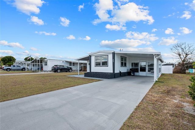 37240 BEVERLY AVENUE, Zephyrhills, FL 33542