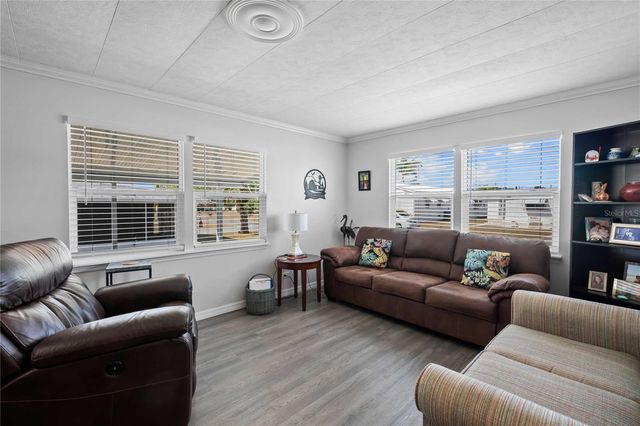 37240 BEVERLY AVENUE, Zephyrhills, FL 33542