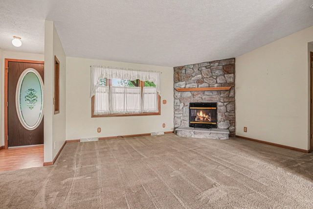 69728 Calvin Center Road, Cassopolis, MI 49031