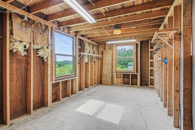 69728 Calvin Center Road, Cassopolis, MI 49031