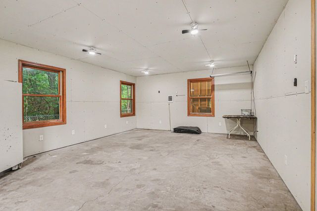 69728 Calvin Center Road, Cassopolis, MI 49031