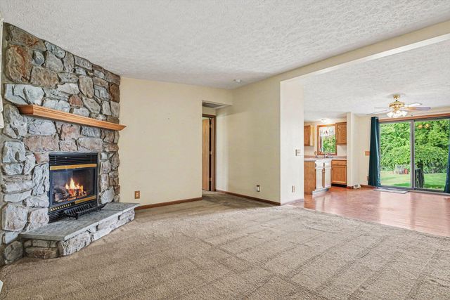 69728 Calvin Center Road, Cassopolis, MI 49031