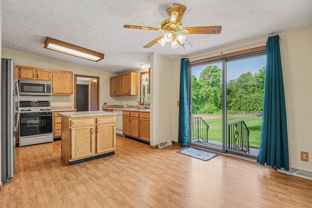 69728 Calvin Center Road, Cassopolis, MI 49031
