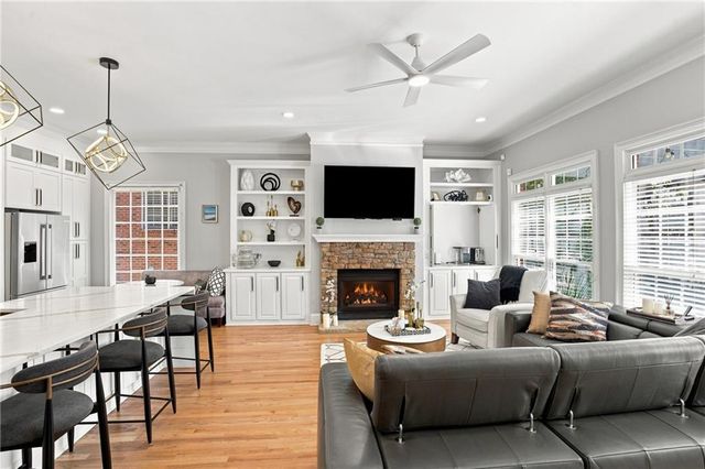 1003 Wescott Lane, Sandy Springs, GA 30319