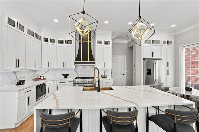1003 Wescott Lane, Sandy Springs, GA 30319