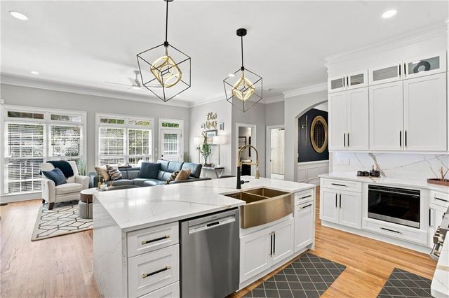 1003 Wescott Lane, Sandy Springs, GA 30319