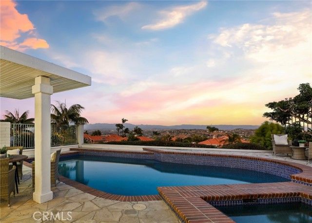 30352 Anamonte, Laguna Niguel, CA 92677