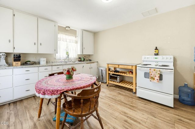 1340 E Main Street, Ashland, OR 97520