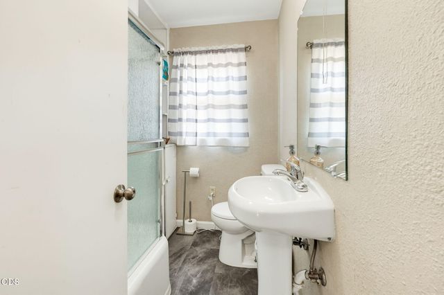 1340 E Main Street, Ashland, OR 97520