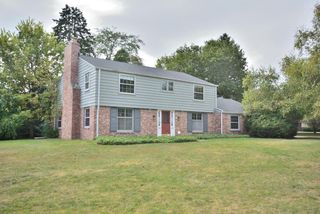 2213 W Club View DRIVE, Glendale, WI 53209