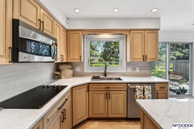 3629 S 114th Avenue, Omaha, NE 68144
