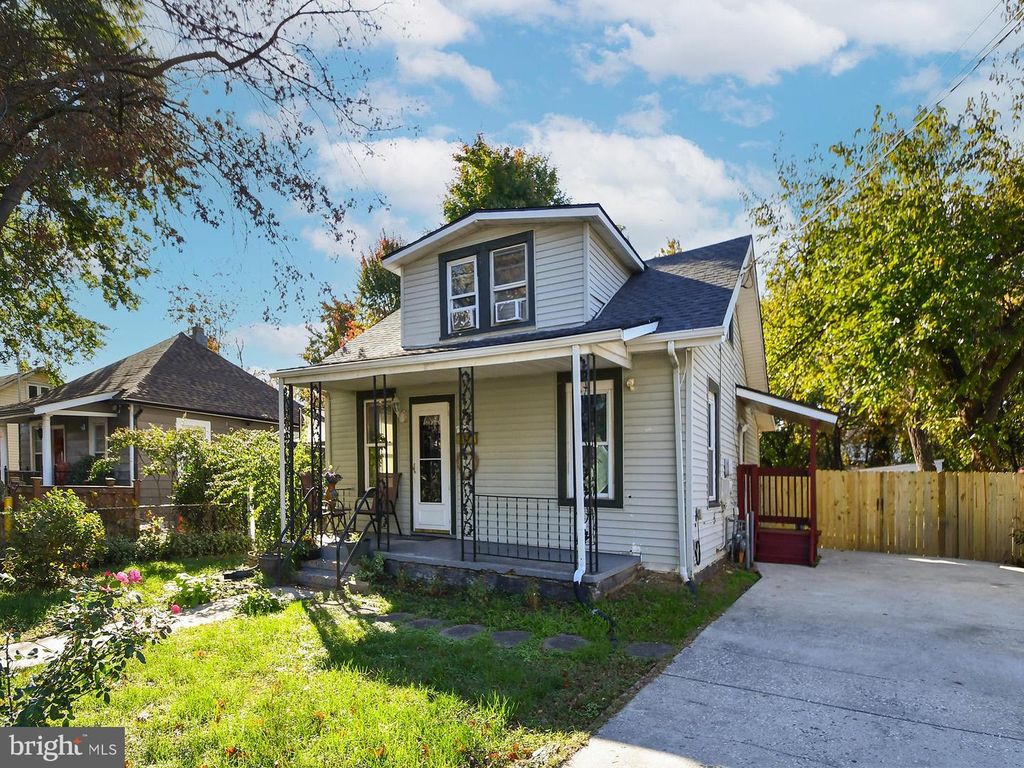 5415 POWHATAN RD, Riverdale, MD 20737
