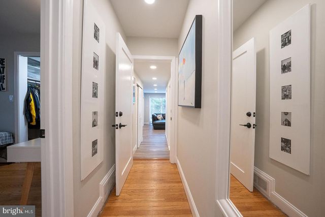 1022 CLOVER HILL RD, Wynnewood, PA 19096