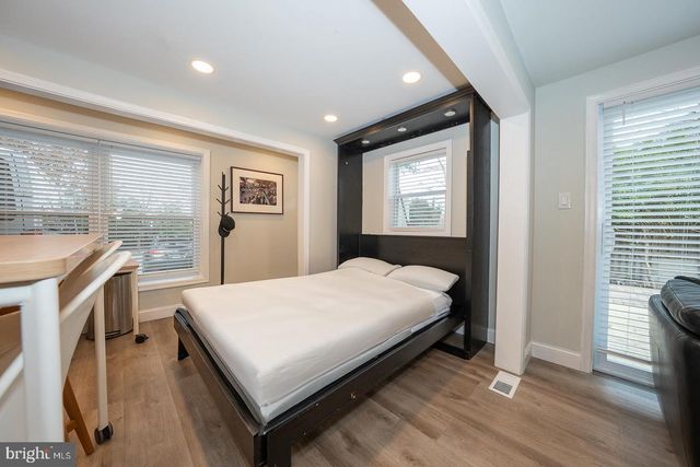 1022 CLOVER HILL RD, Wynnewood, PA 19096