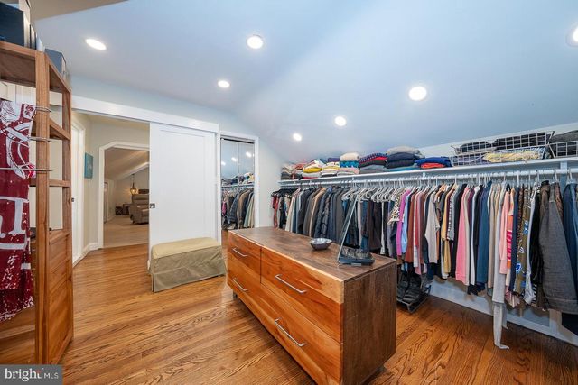 1022 CLOVER HILL RD, Wynnewood, PA 19096