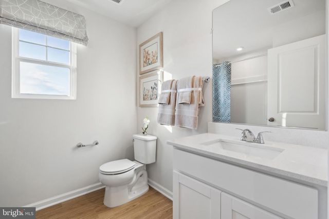 34 FORTUNA RD, Charles Town, WV 25414