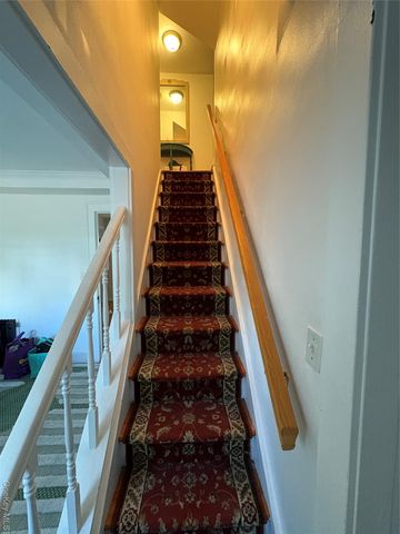 45 Central Parkway, Huntington, NY 11743