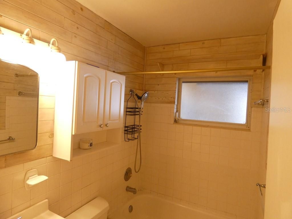 Image 13 of property listing at 5220 11TH AVENUE N, St Petersburg, FL 33710