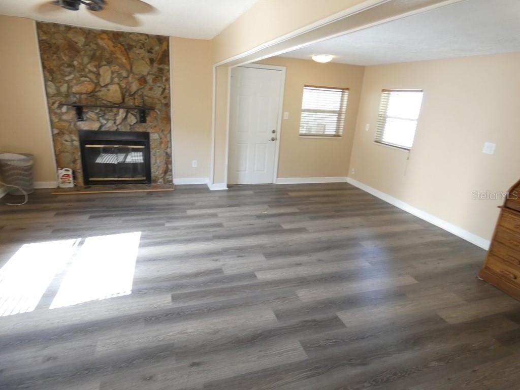Image 16 of property listing at 5220 11TH AVENUE N, St Petersburg, FL 33710