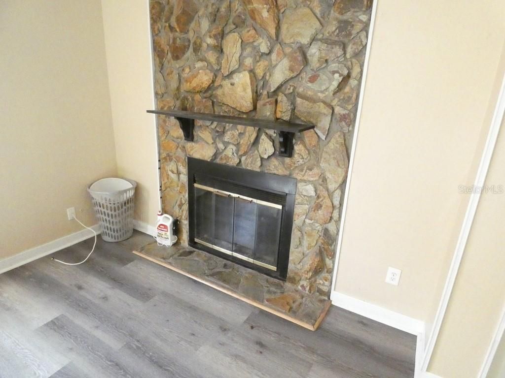 Image 7 of property listing at 5220 11TH AVENUE N, St Petersburg, FL 33710
