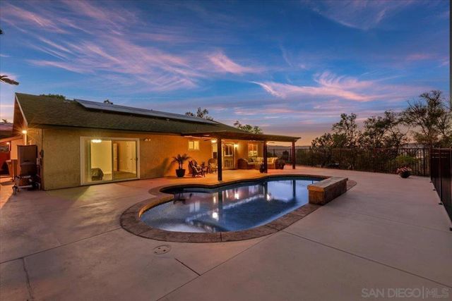 2185 Estela, El Cajon, CA 92020