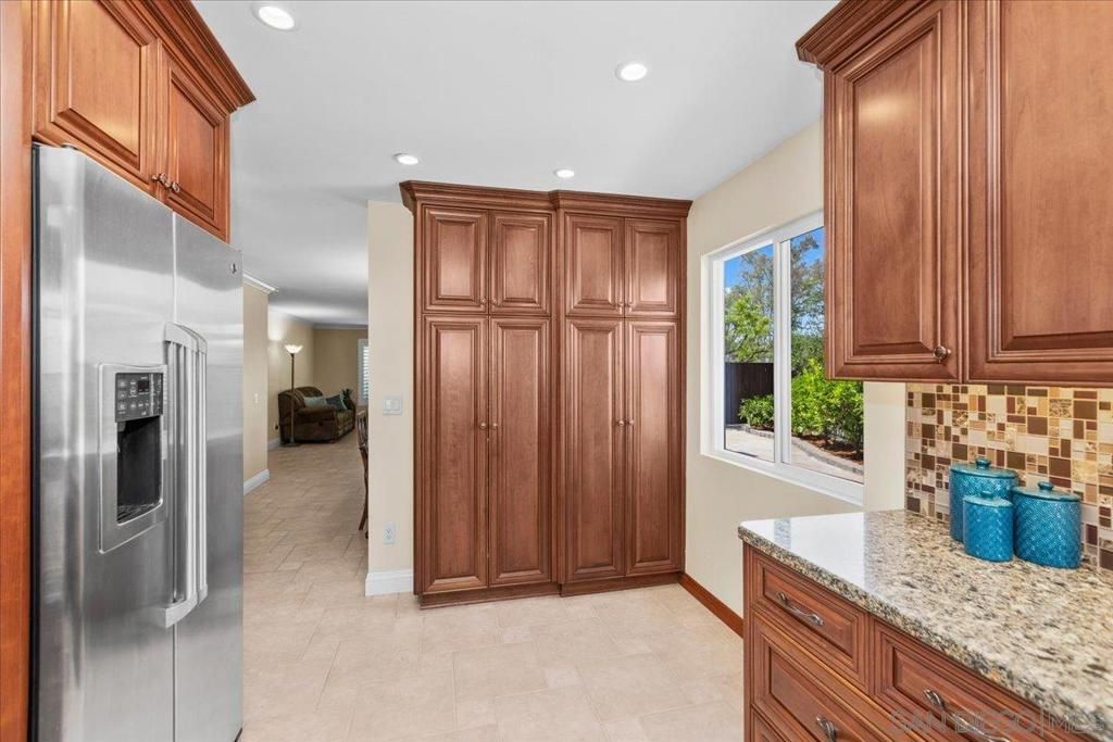 Image 9 of property listing at 2185 Estela, El Cajon, CA 92020