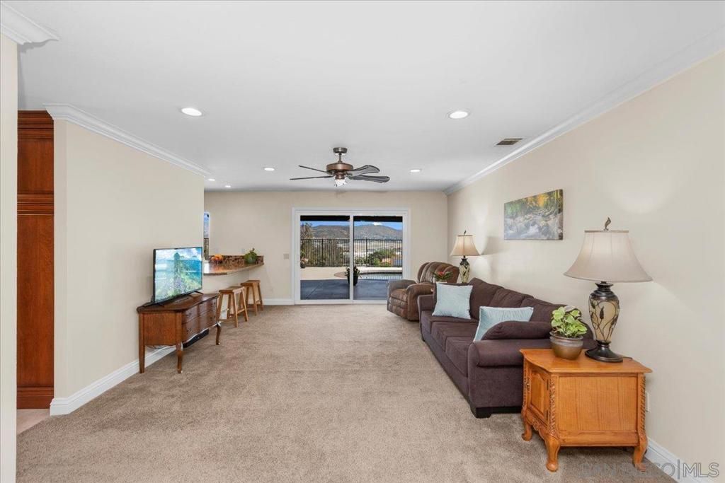 Image 14 of property listing at 2185 Estela, El Cajon, CA 92020