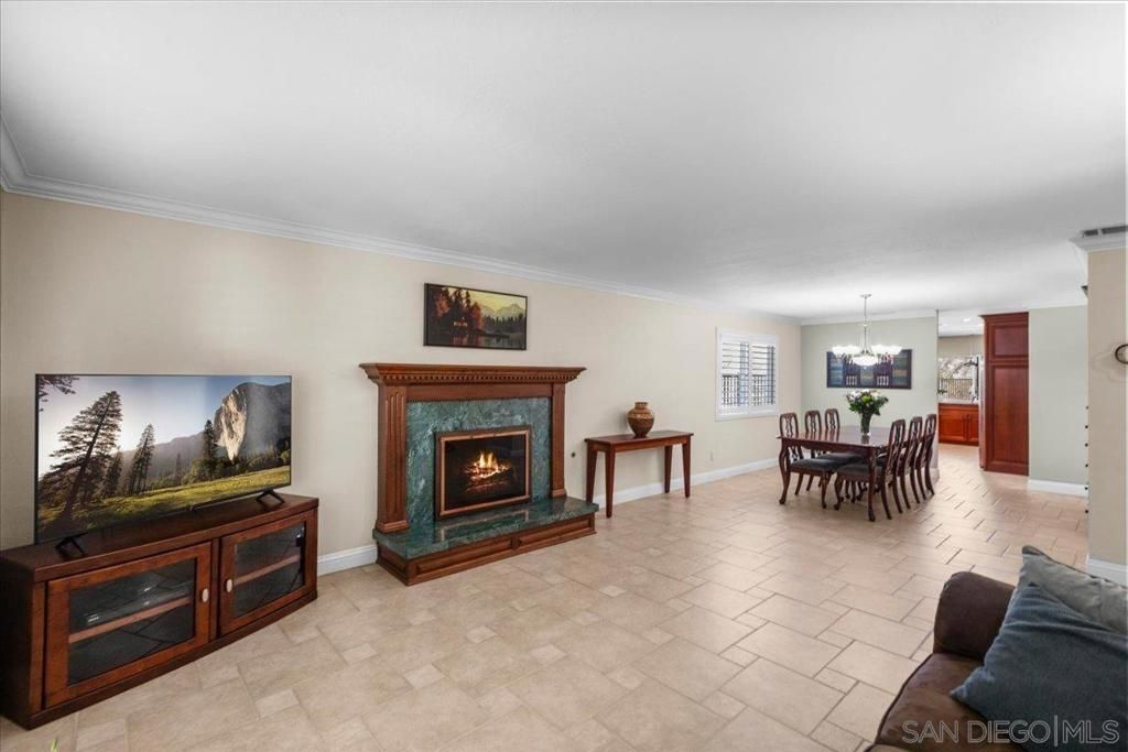 Image 18 of property listing at 2185 Estela, El Cajon, CA 92020