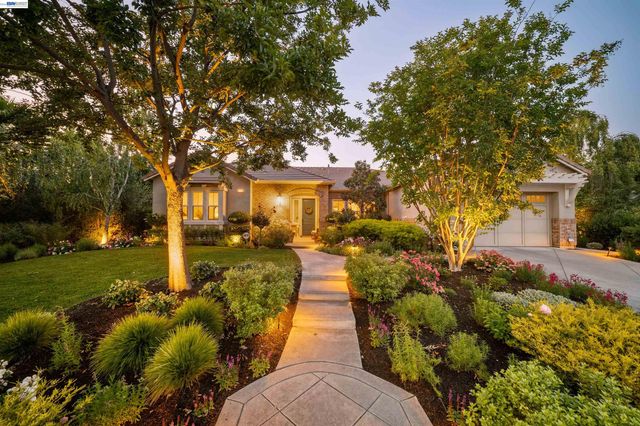 2205 Cameron Cir, Pleasanton, CA 94588