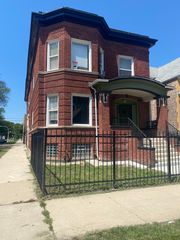5658 S Honore Street, Chicago, IL 60636