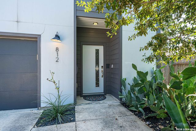 812 N GEVERS ST, San Antonio, TX 78202