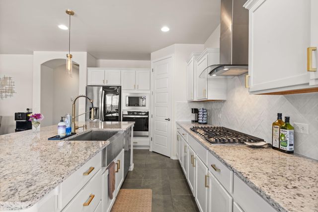 2470 Camrose Road NE, Rio Rancho, NM 87144