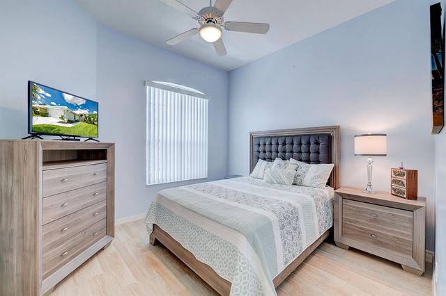 450 SW Fairway Landing, Port St. Lucie, FL 34986
