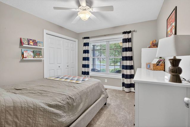 1903 E 61st Circle, Davenport, IA 52807