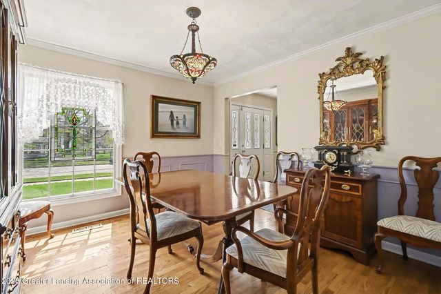 2876 Colony Drive, East Lansing, MI 48823