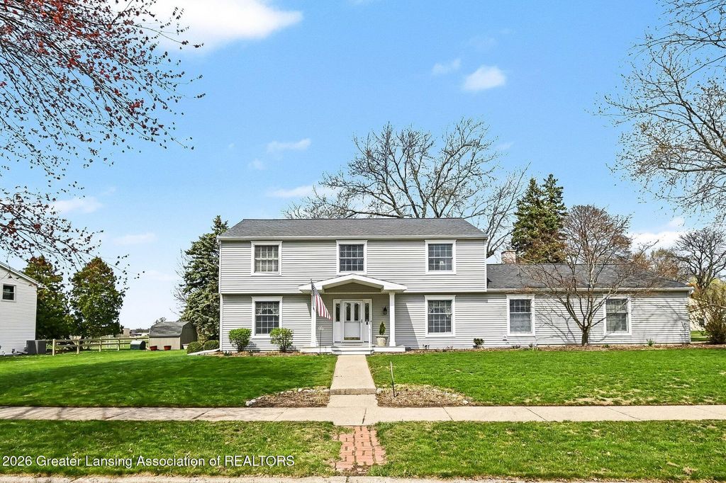 2876 Colony Drive, East Lansing, MI 48823