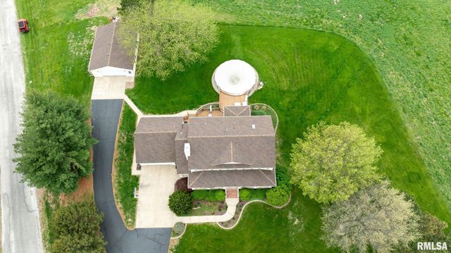 1615 New Salem Church Road, New Berlin, IL 62670