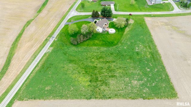 1615 New Salem Church Road, New Berlin, IL 62670