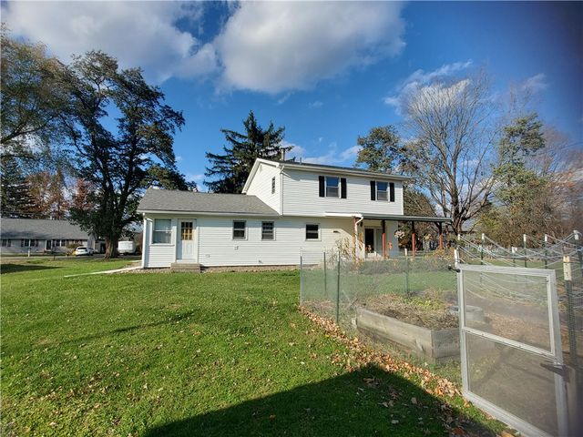524 County Road 64, Big Flats, NY 14903