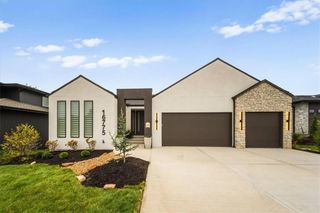 16775 S Fellows Street, Olathe, KS 66062