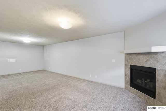 14213 Iowa Street, Omaha, NE 68142