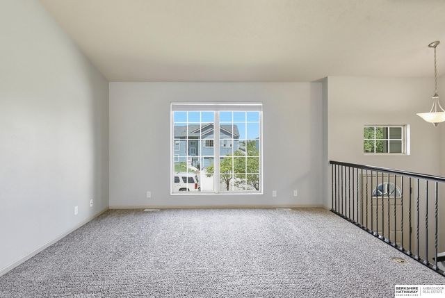 14213 Iowa Street, Omaha, NE 68142