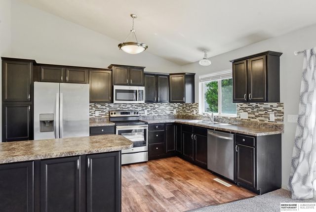14213 Iowa Street, Omaha, NE 68142