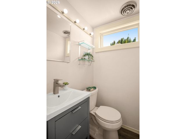 2626 Ne 31ST Ave, Portland, OR 97212