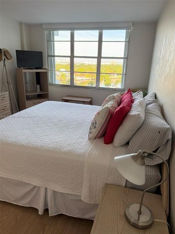 5151 Collins Ave 921, Miami Beach, FL 33140